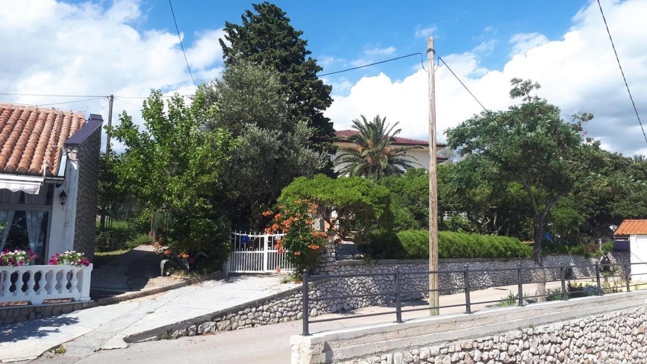 Lilianka Hotel Selce Exterior photo